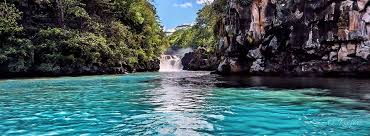 The Incredible Ile Aux Cerfs: Speed Boat, Grse Waterfalls, Lunch & Tube Riding