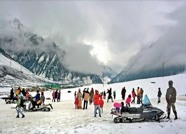 03 Night 04 Days Srinagar tour package