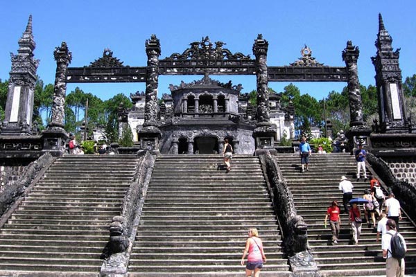 Half Day Biking Tour To Khai Dinh Tomb And Tu Duc Tomb