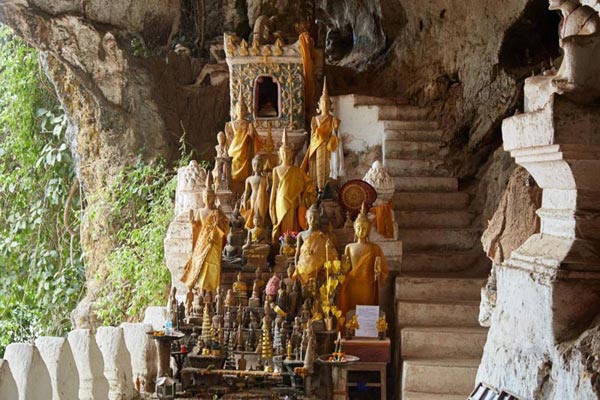 Luang Prabang – Pak Ou Caves Tour