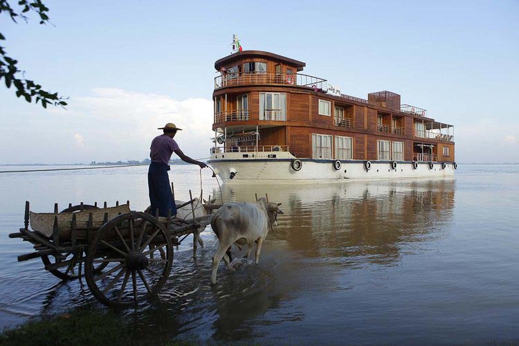 Irrawaddy River Cruise Tour Myanmar