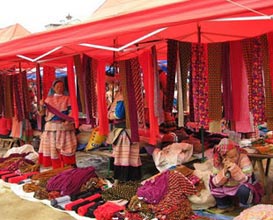 Sapa - Bac Ha Market Tour