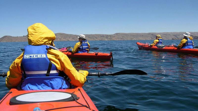 Kayak Ride To Uros Island - ½ Day Tour