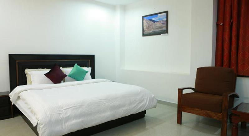 Aestus Night Stay Tour