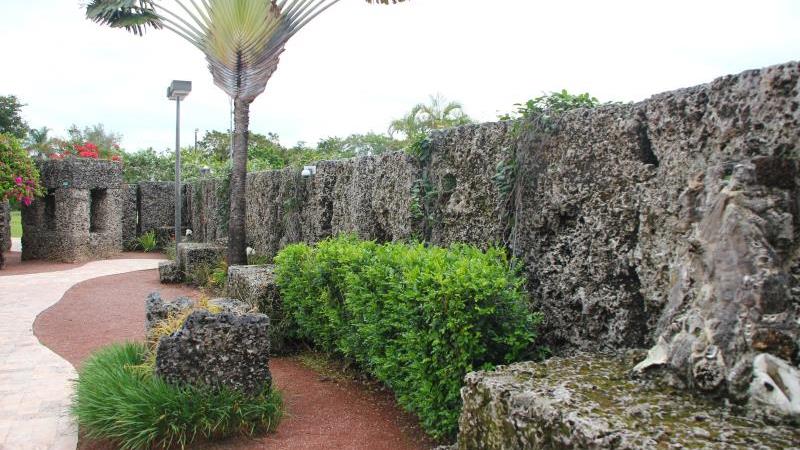 Coral Castle And A 'taste' Of The Tropics - Private Tour
