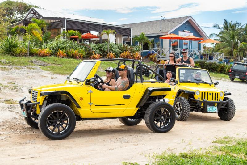 Nassau Jeep Tour With Beach Stop Tour