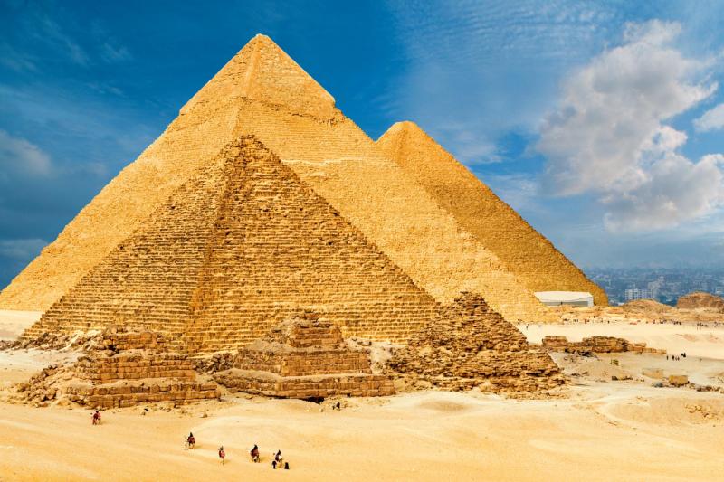Pyramids, Nile Cruise And Hurghada Tour