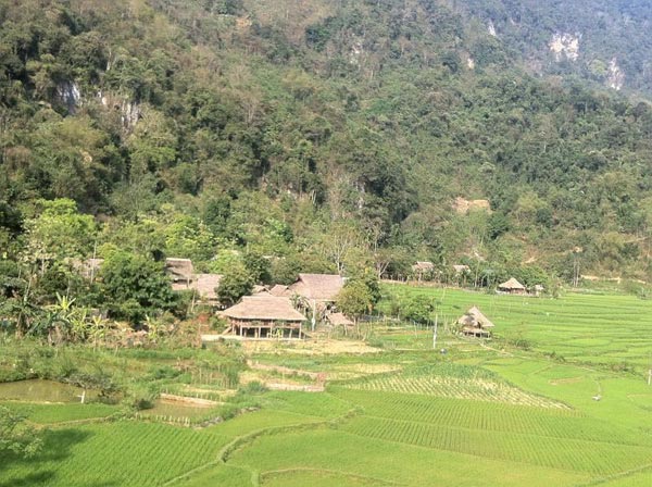 Trekking Mai Chau To Pu Luong National Reserve  Package