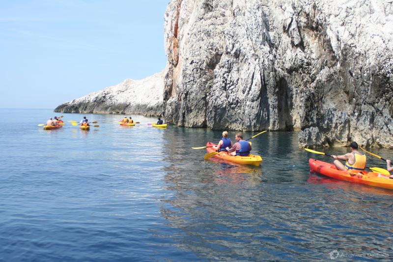 Daily Sea Kayaking To Pakleni Islands Package
