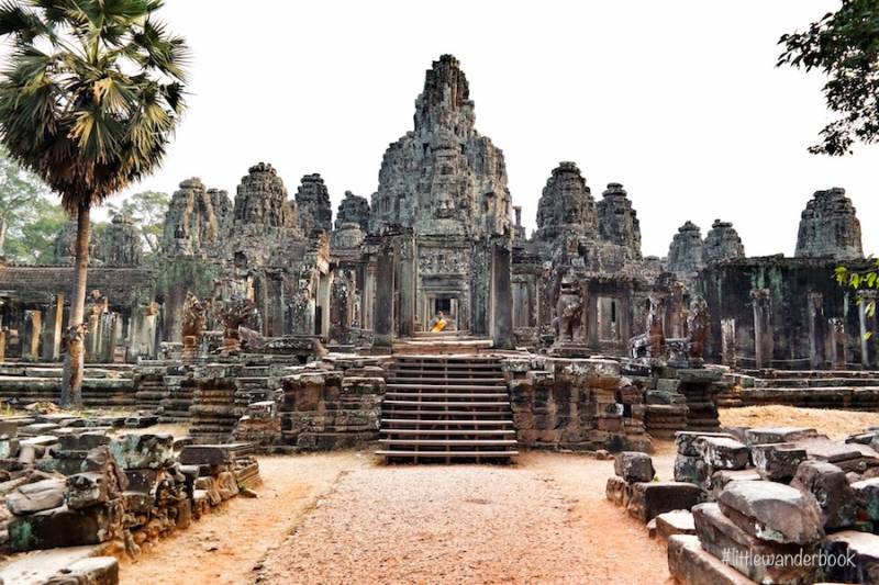 Full Day Tour Angkor Wat & Angkor Thom Package Image