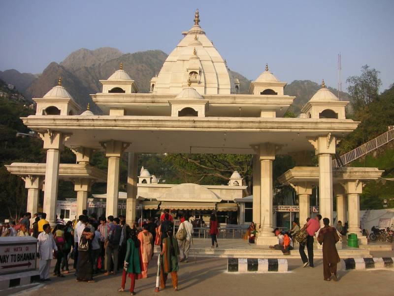 Katra - Mechlodgang - Amritsar Tour