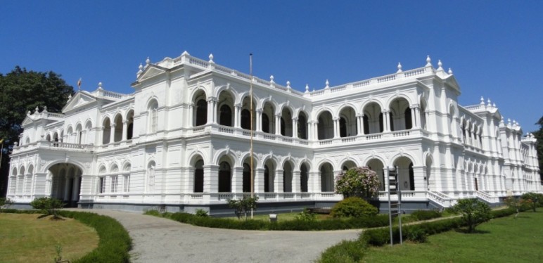 Free & Easy Colombo Tour