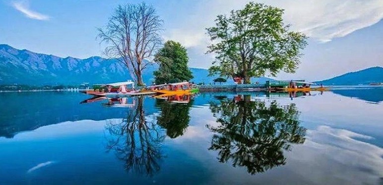 Love In Kashmir