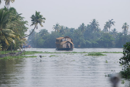 Kerala Houseboat 4 Day Packages