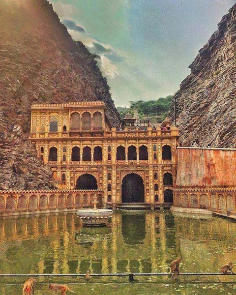 Explore Pinkcity Tour