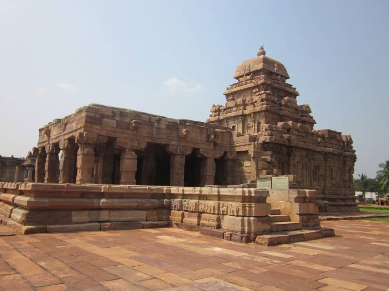 Hyderabad – Pattadakal – Hyderabad Tour