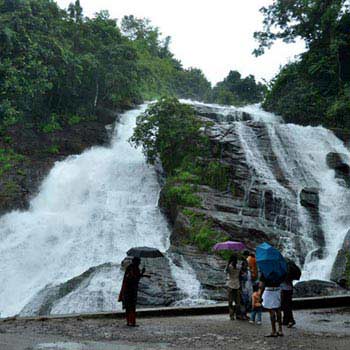 Magical Athirapally With Munnar Tour Package