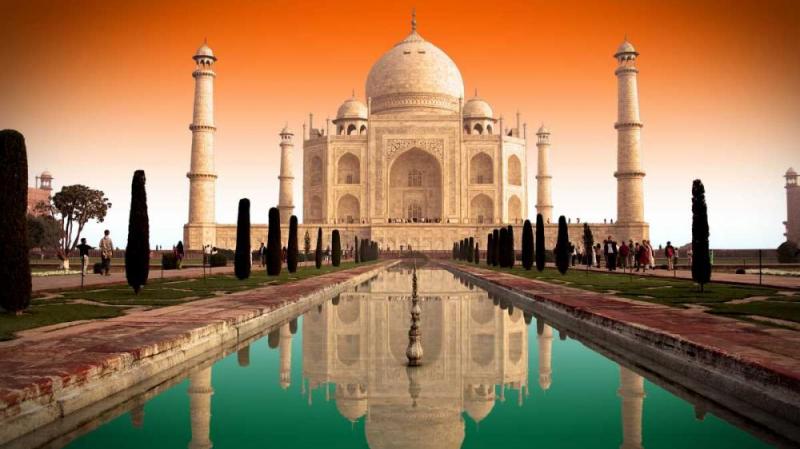 Discover India – Journey From Delhi To Goa Tour