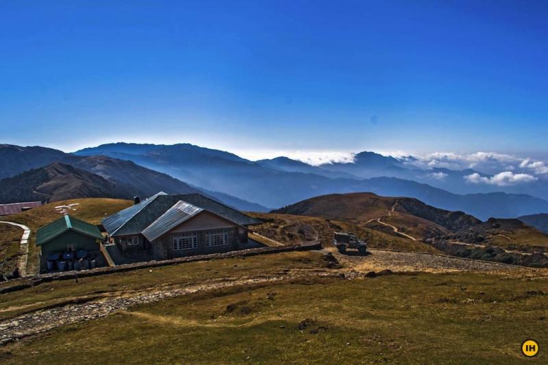 8 Days Sandakphu Phalut Trek Tour