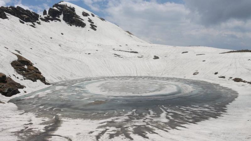 Bhrigu Lake Trek Tour Package