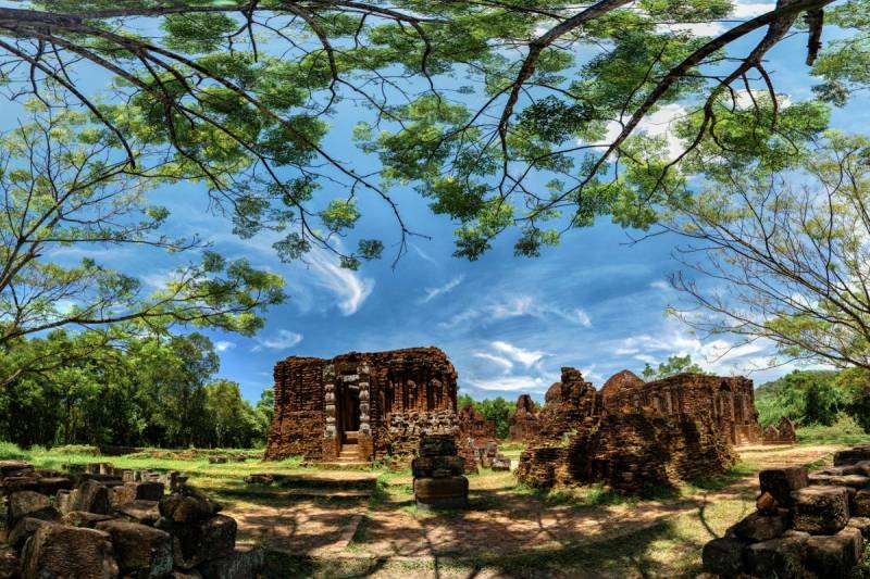 My Son - the 2000 Year Old Champa Kingdom Tour