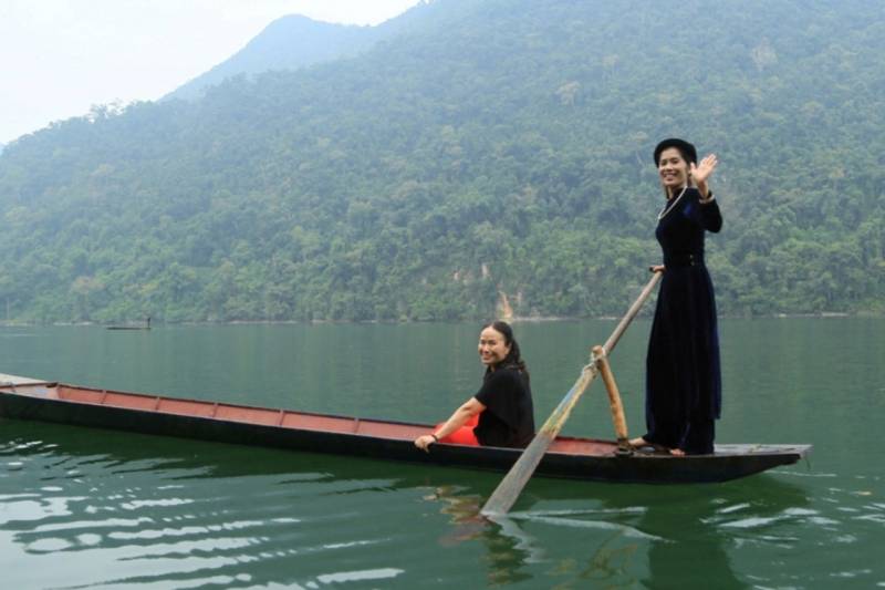 Explore 3 Days Package Tour Ba Be - Caves, Lake and Hiking