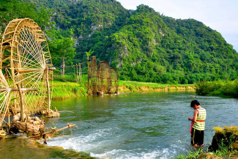 Explore 3 Days Mai Chau, Phu Luong and Moc Chau