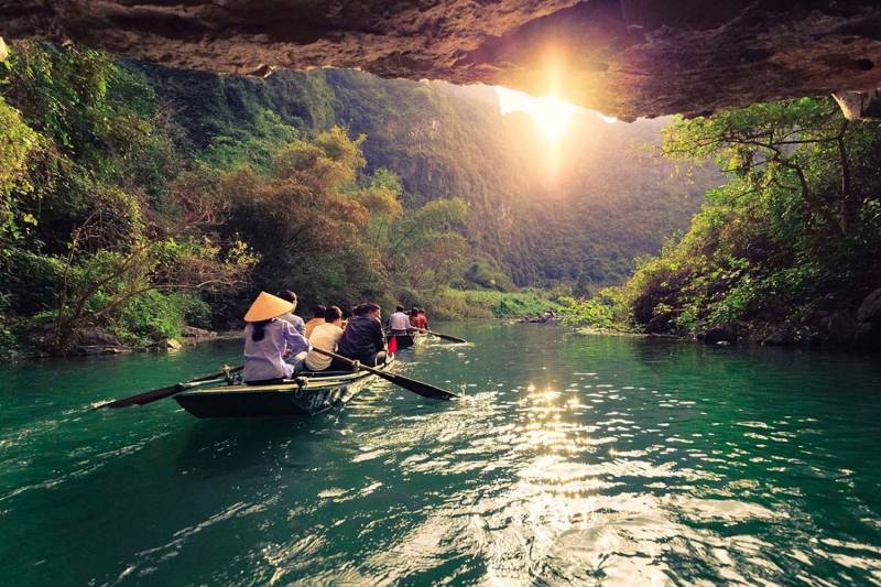Hoa Lu Tam Coc 1 Day Tour
