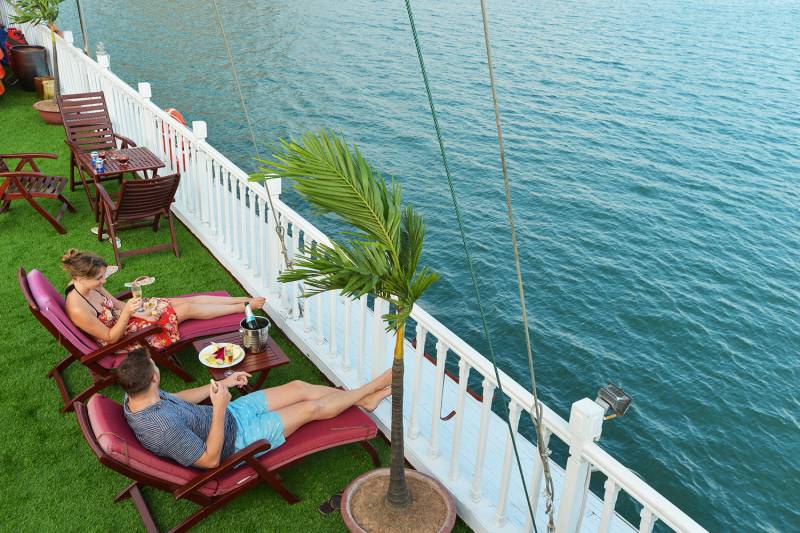 6 Days Legend Halong Bay & Ninh Binh Packge Tour