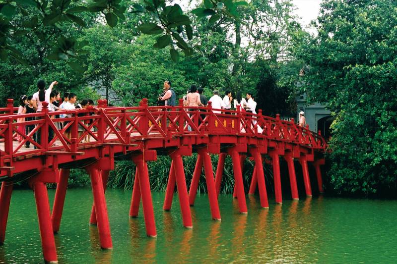 17 Days Explore Indochina with Beach Vacation