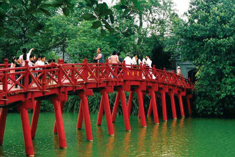 Beauty of Vietnam Cambodia Overland 12 Days