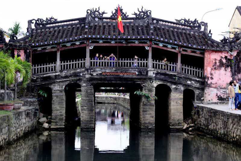 12 Days Journey from Halong Bay to Angkor Wat