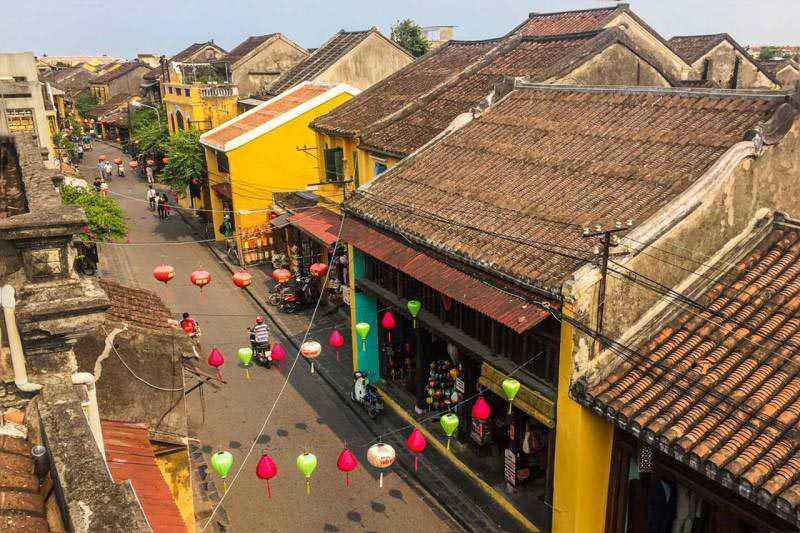 12 Days Journey from Halong Bay to Angkor Wat