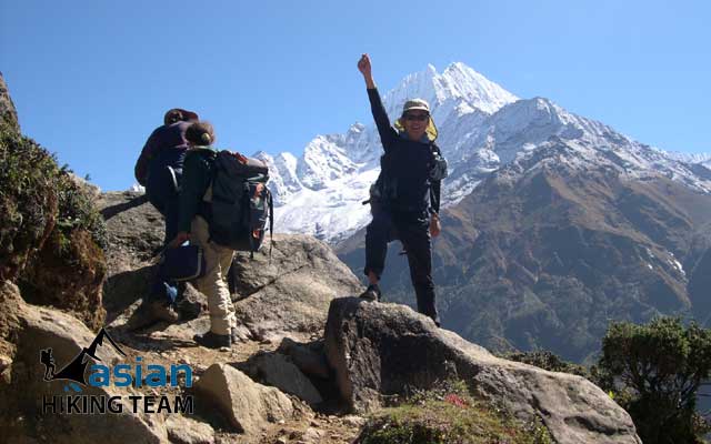 Everest Base Camp Hiking Tour