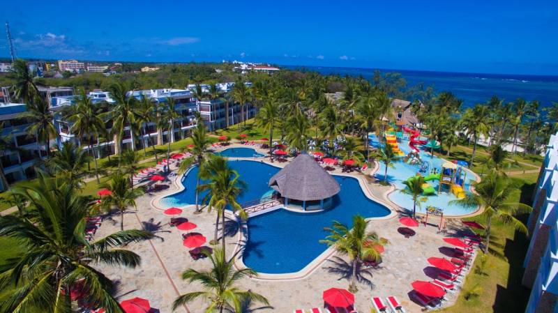 8 Days Diani Beach Stay and Tsavo East Safari Adventure in Kenya