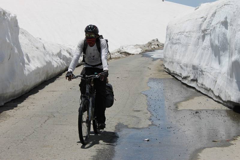 Manali Chandertal Cycling Tour