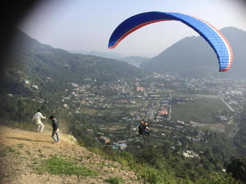 Nainital – Uttarakhand Paragliding Package