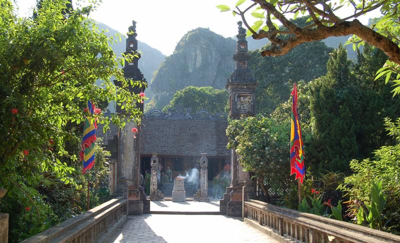 Truly Ninh Binh 2 Days 1 Night Tour