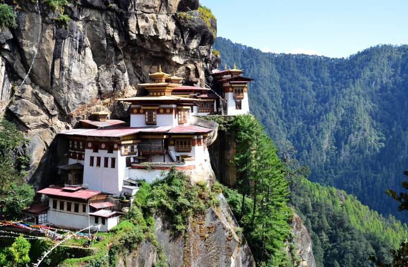 Bhutan 4n - Thimphu(2) Paro(2)   Tour Package