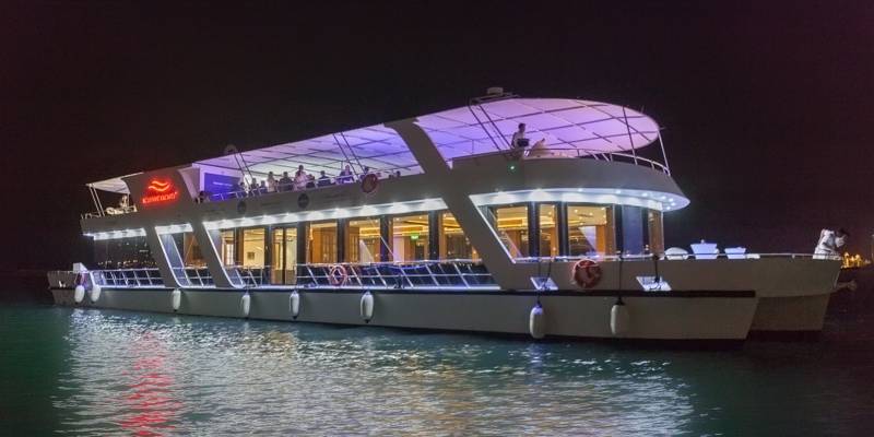 Honeymoon Dubai Package for 4 Night / 5 Days