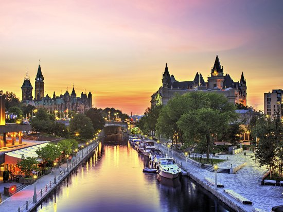 Canada Tour Package 8 Days