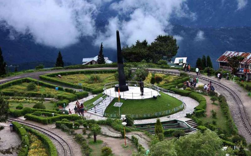 Heavenly Sikkim Darjeeling Honeymoon Tour Package 6n7d