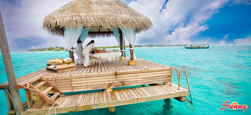 Luxury in Maldives Tour Package 3N4D
