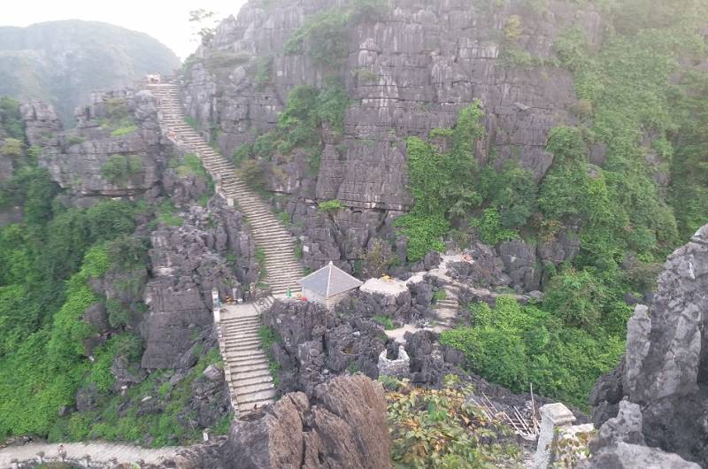 Trang An Grott0es  - Mua Cave & Galaxy Cave - Cuc Phuong National Park