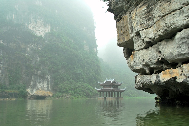 Hoa Lu - Tam Coc One Day Group Tour