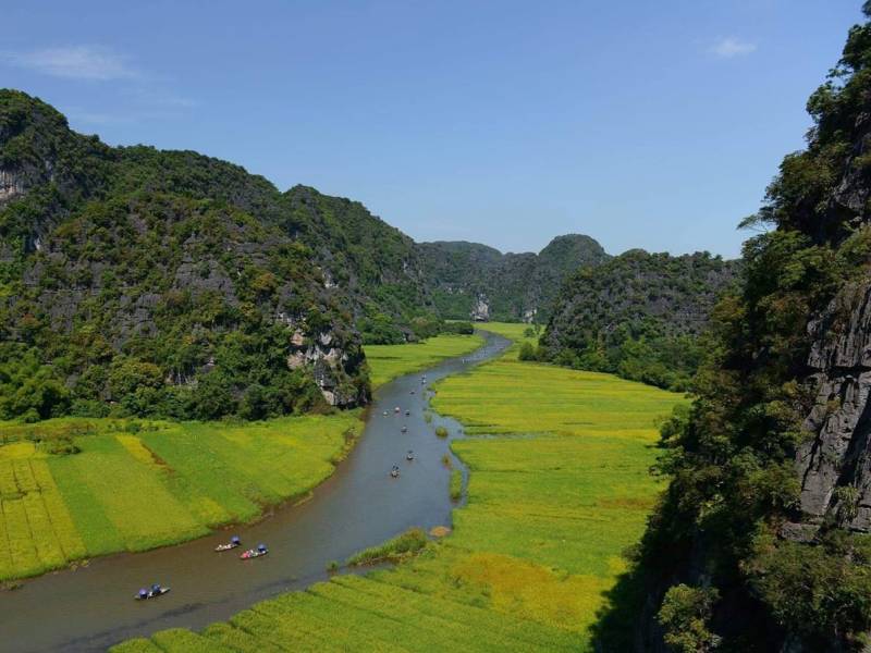Hoa Lu - Tam Coc One Day Group Tour