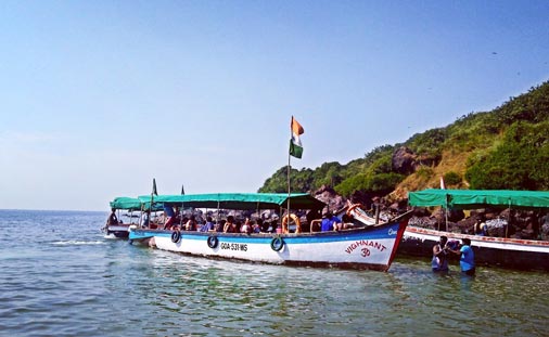 Grand Island Boat Trip With Snorkeling - Goa