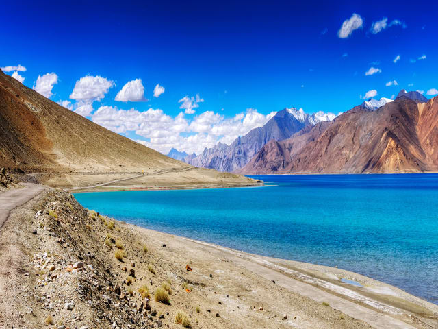 Leh – Alchi – Sangam – Nubra – Hemis – Pangong – Tsomoriri - Tsokar Tour