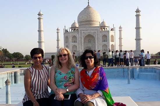 Taj Mahal Tour from Delhi India