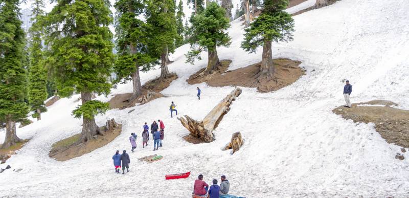 Kashmir Tour Package 10n 11d Howrah to Howrah